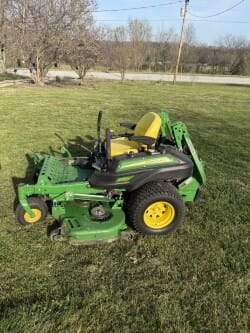 2016 John Deere Z950M Equipment Image0