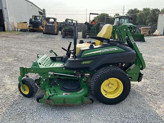 Image of John Deere Z950M equipment image 1