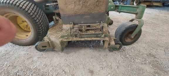 Image of John Deere Z950M equipment image 3