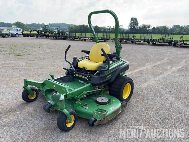 Image of John Deere Z920M equipment image 1