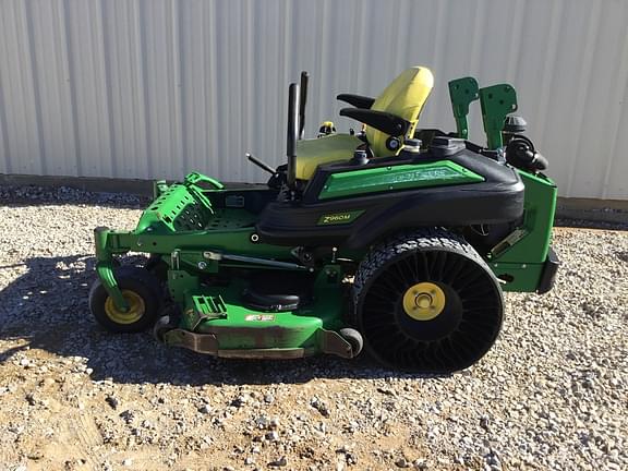 Image of John Deere Z960M equipment image 1