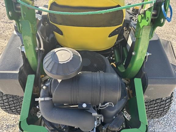 Image of John Deere Z960M equipment image 3