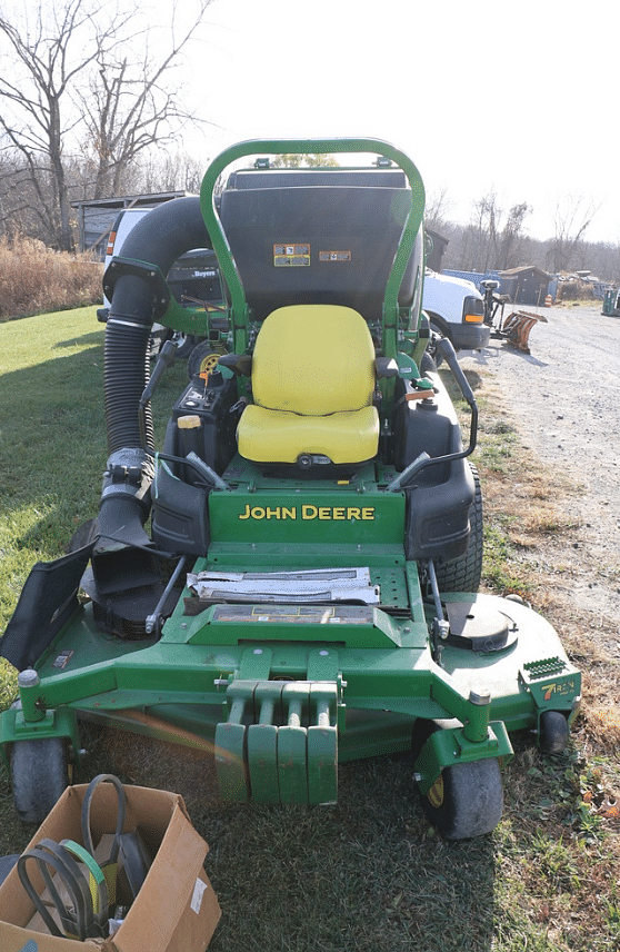 Image of John Deere Z997R equipment image 1