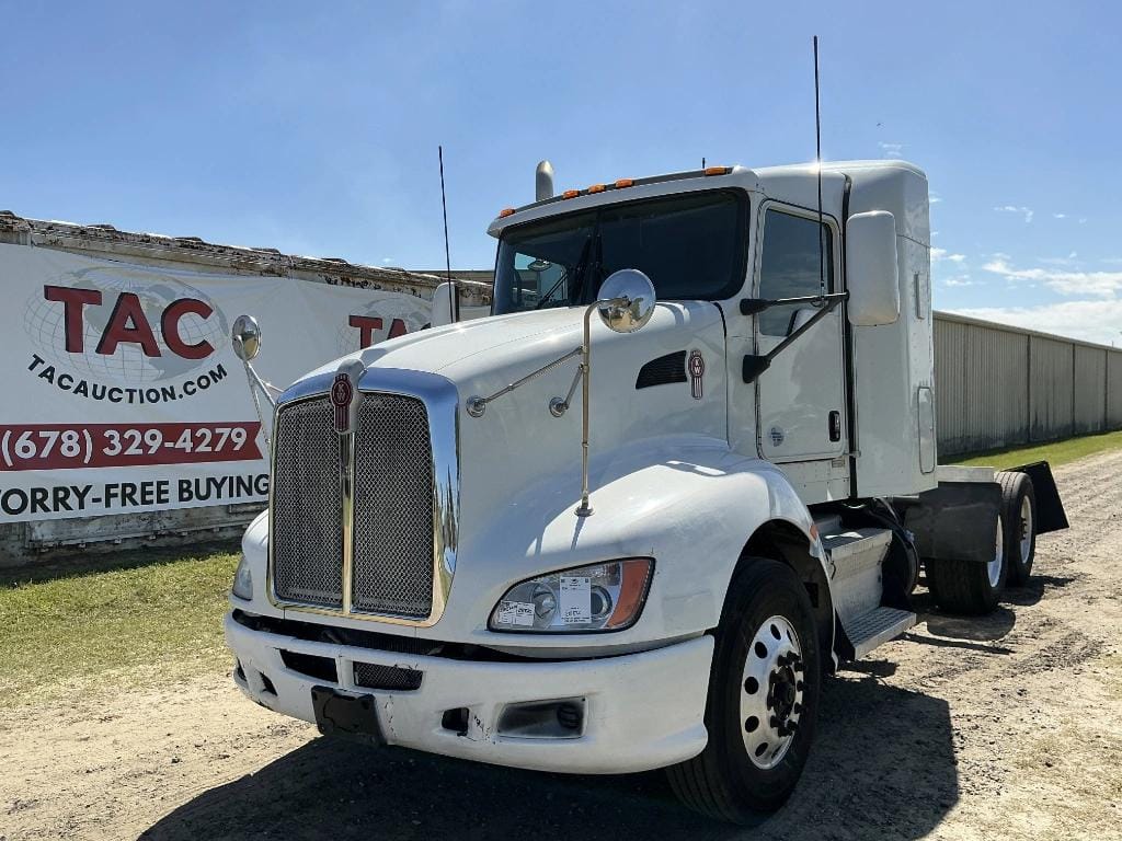 2016 Kenworth T600 Equipment Image0