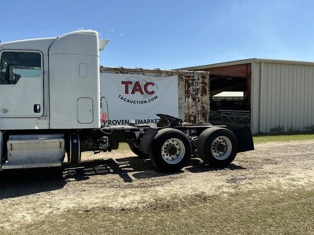 Image of Kenworth T600 equipment image 2