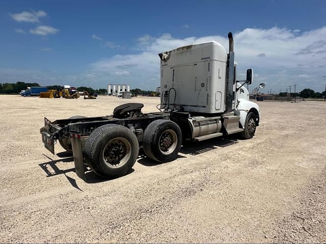 Image of Kenworth T660 equipment image 4