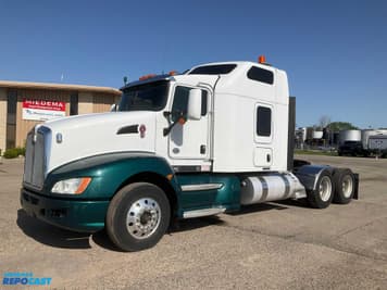Main image Kenworth T-660