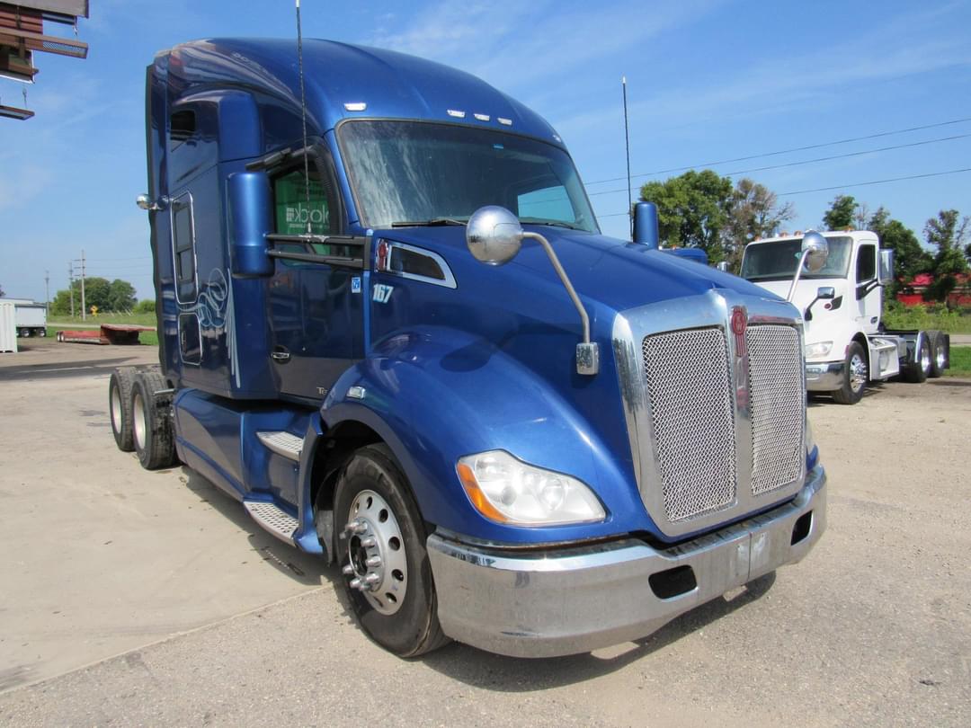 Image of Kenworth T680 Primary image