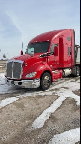Image of Kenworth T680 equipment image 1
