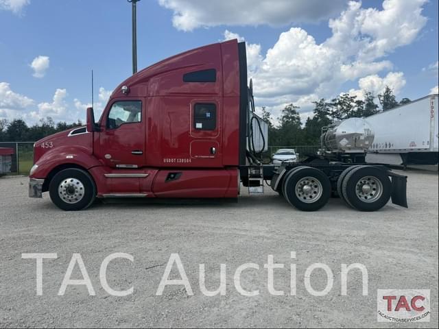 Image of Kenworth T680 equipment image 1