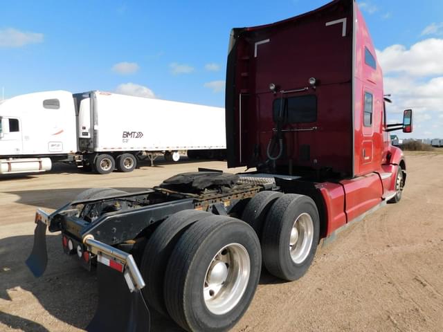 Image of Kenworth T680 equipment image 3
