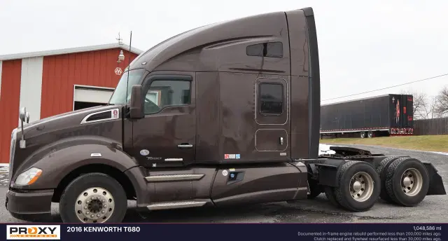 Image of Kenworth T680 equipment image 3
