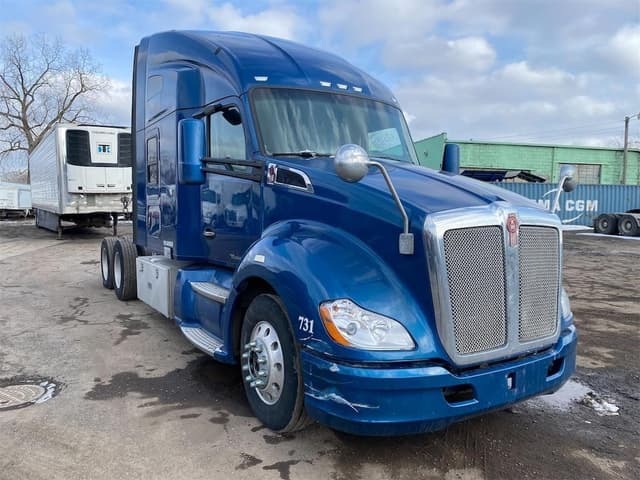 Image of Kenworth T680 equipment image 2