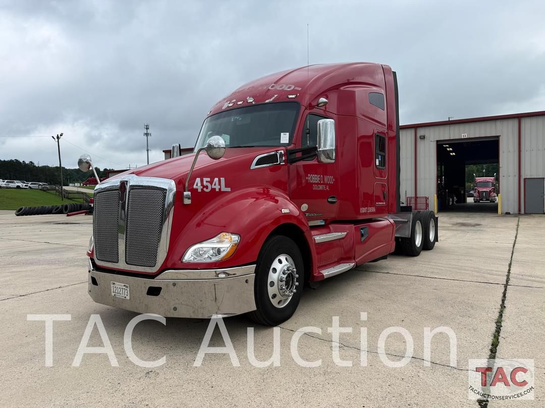 Image of Kenworth T680 Primary image