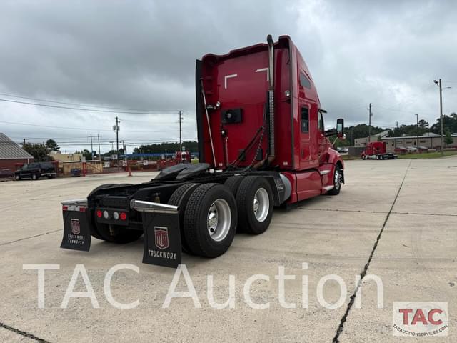 Image of Kenworth T680 equipment image 4