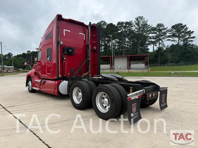 Image of Kenworth T680 equipment image 2