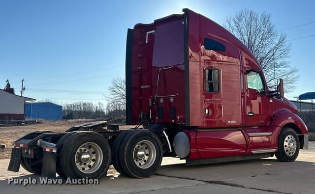 Image of Kenworth T680 equipment image 4