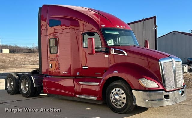 Image of Kenworth T680 equipment image 2