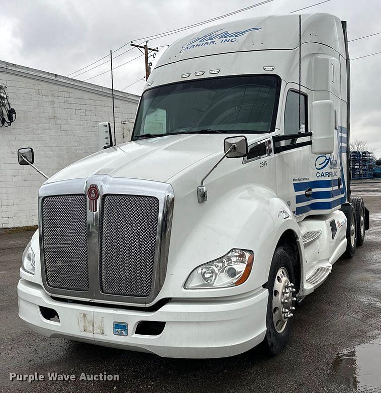 Image of Kenworth T680 Primary image