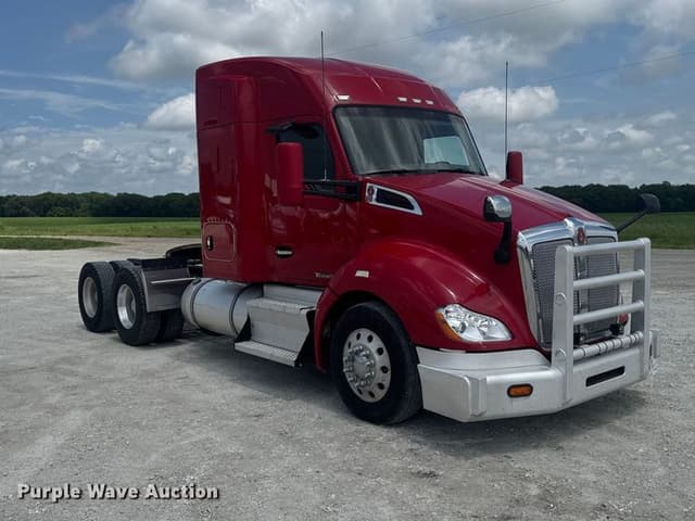 Image of Kenworth T680 equipment image 2