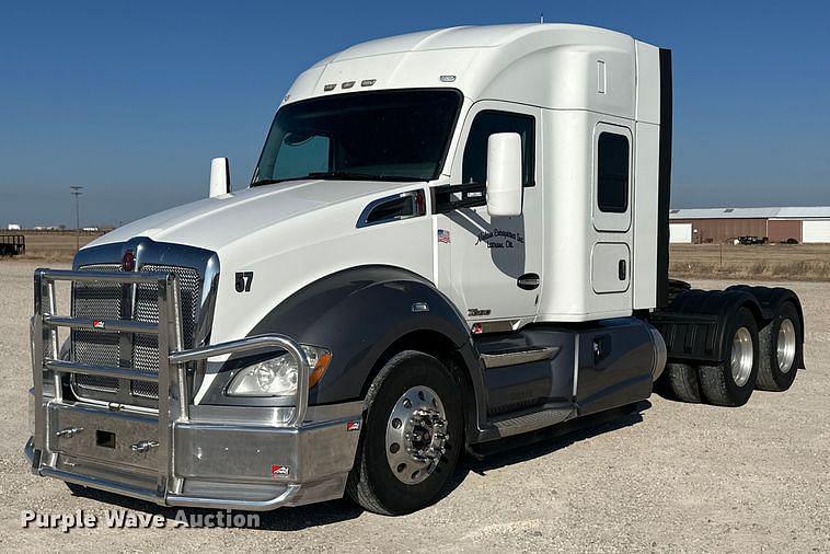 Image of Kenworth T680 Primary image