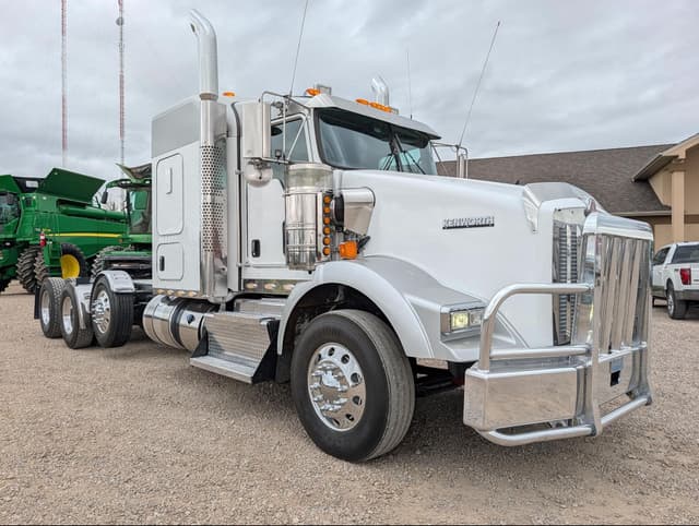 Image of Kenworth T800 equipment image 1