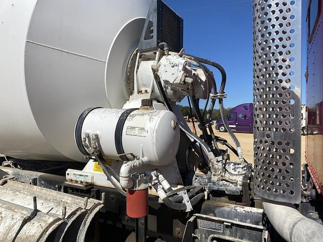 Image of Kenworth T800 equipment image 4