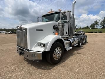 Main image Kenworth T800