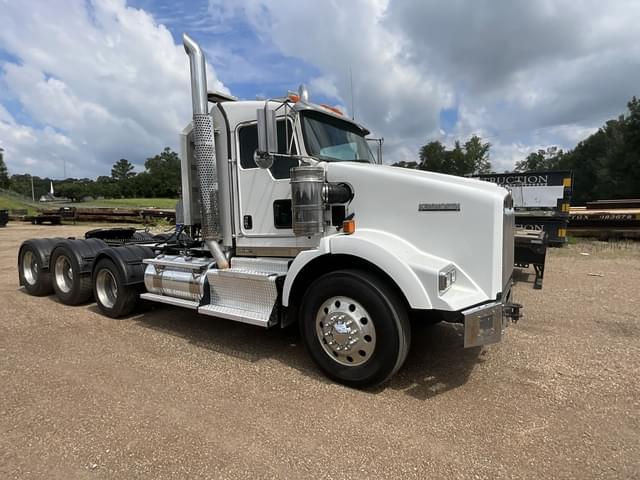 Image of Kenworth T800 equipment image 1