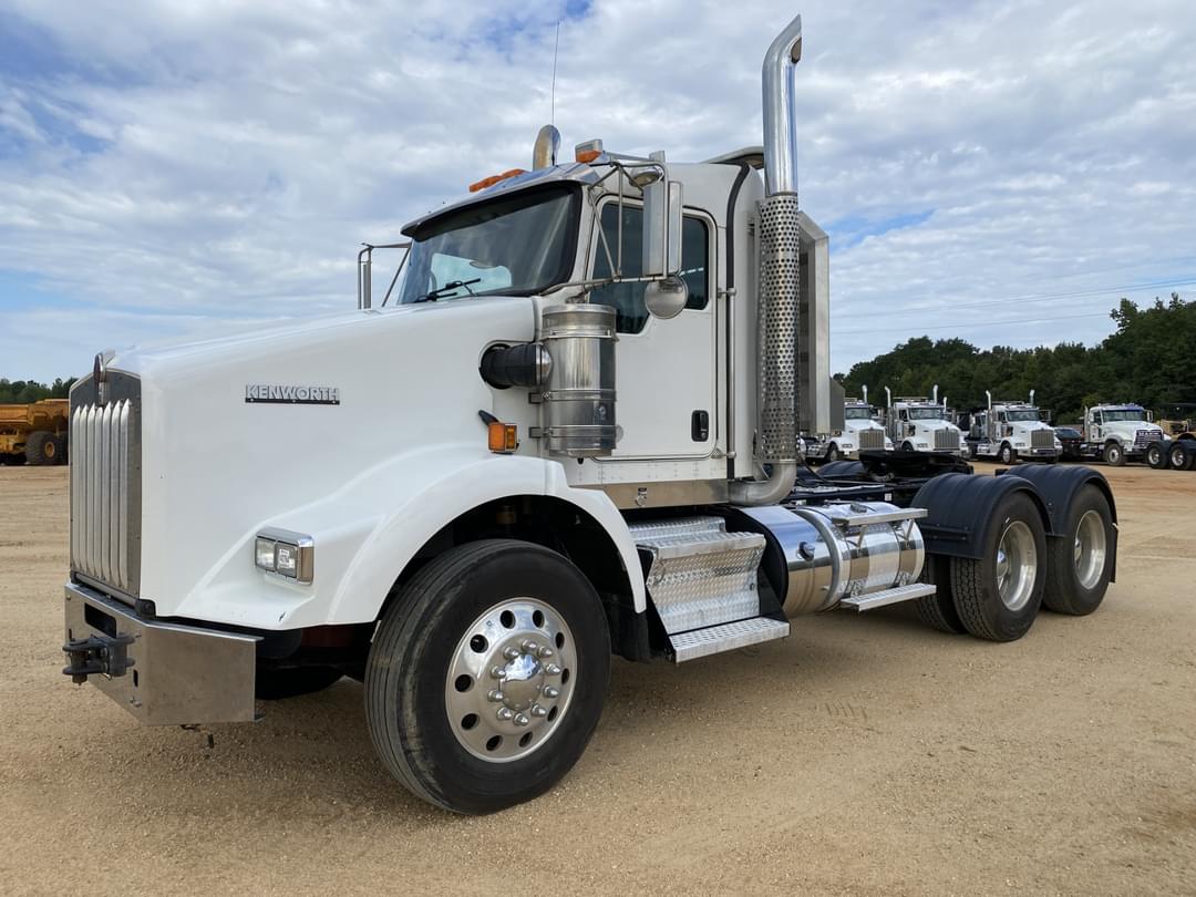 Image of Kenworth T800 Primary image