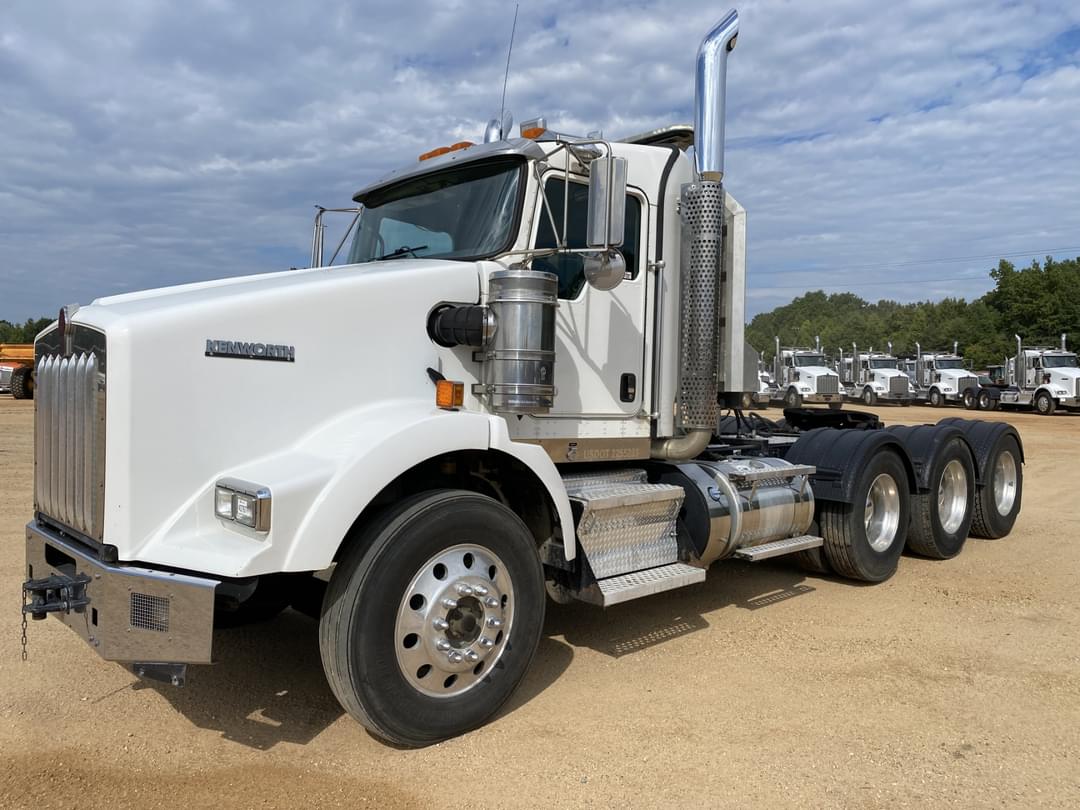 Image of Kenworth T800 Primary image