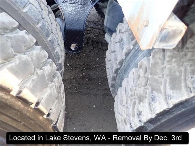 Image of Kenworth T800 equipment image 1