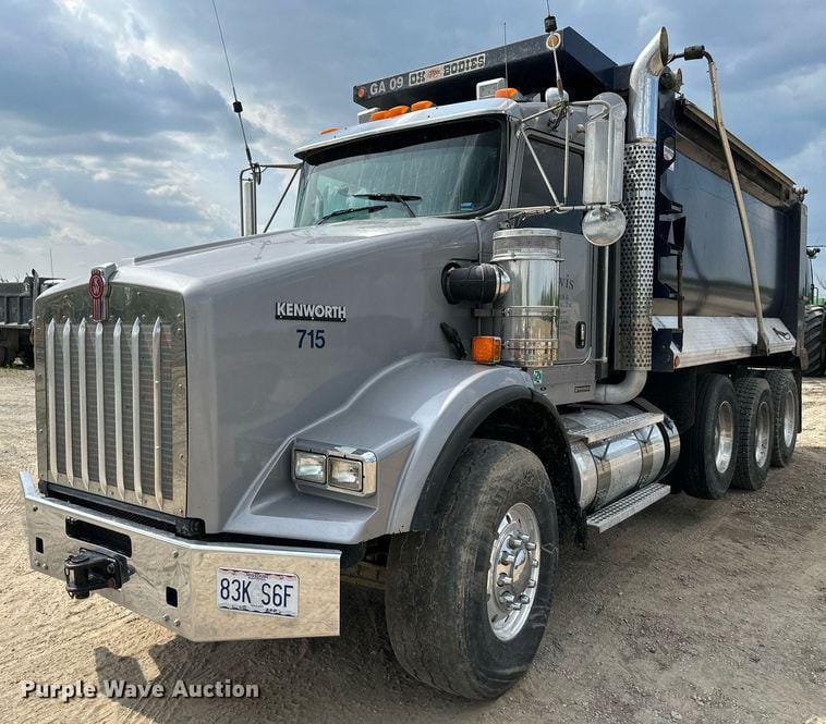 Main image Kenworth T800