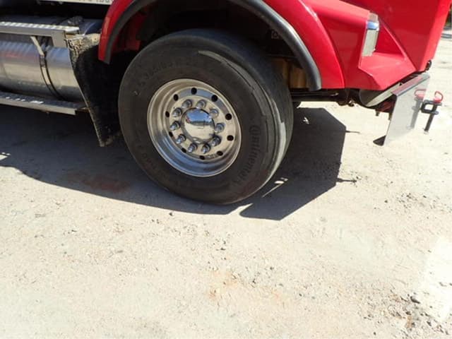 Image of Kenworth T800 equipment image 3