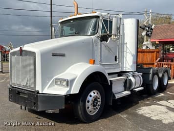 Main image Kenworth T800