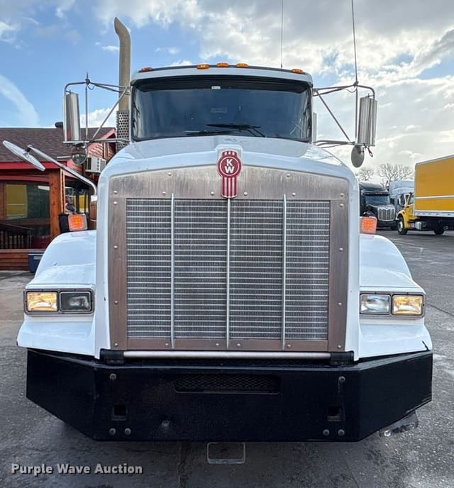 Image of Kenworth T800 equipment image 1