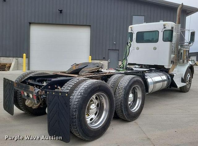 Image of Kenworth T800 equipment image 4