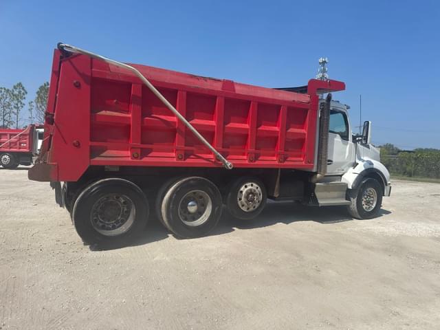 Image of Kenworth T880 equipment image 2