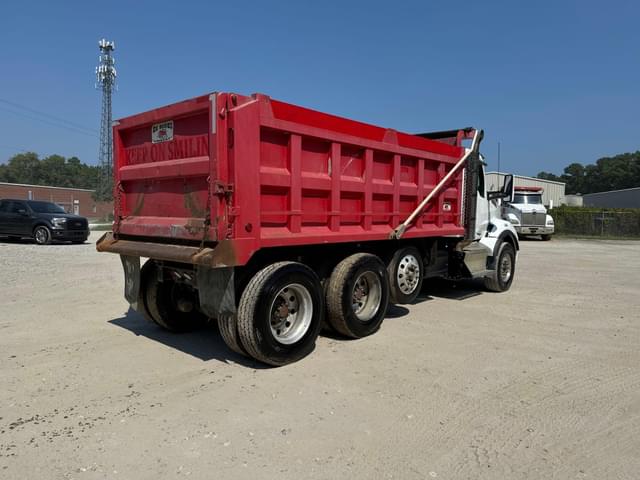 Image of Kenworth T880 equipment image 2