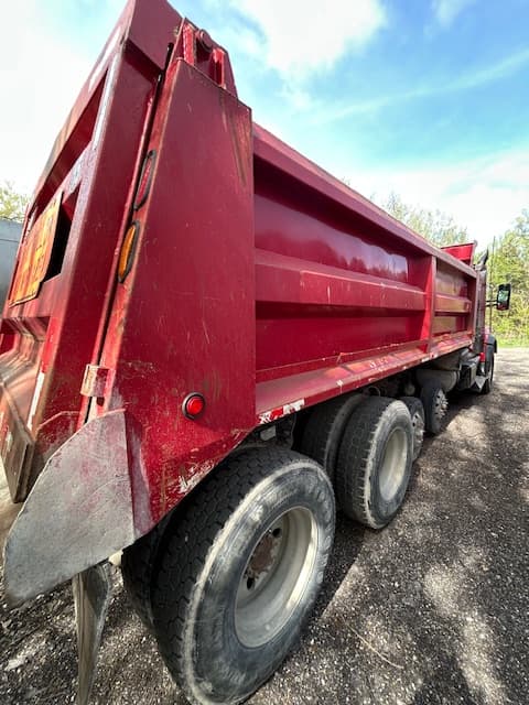 Image of Kenworth T880 equipment image 2