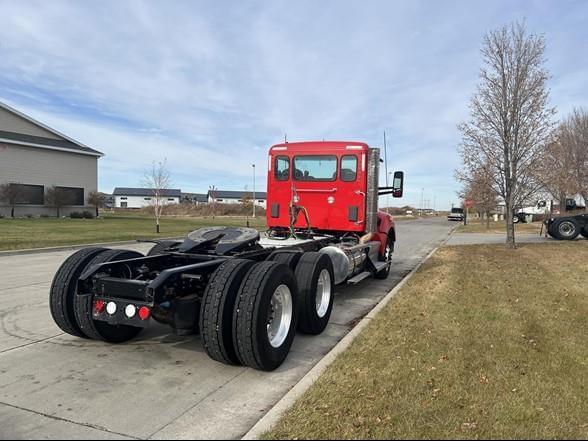 Image of Kenworth T880 equipment image 3