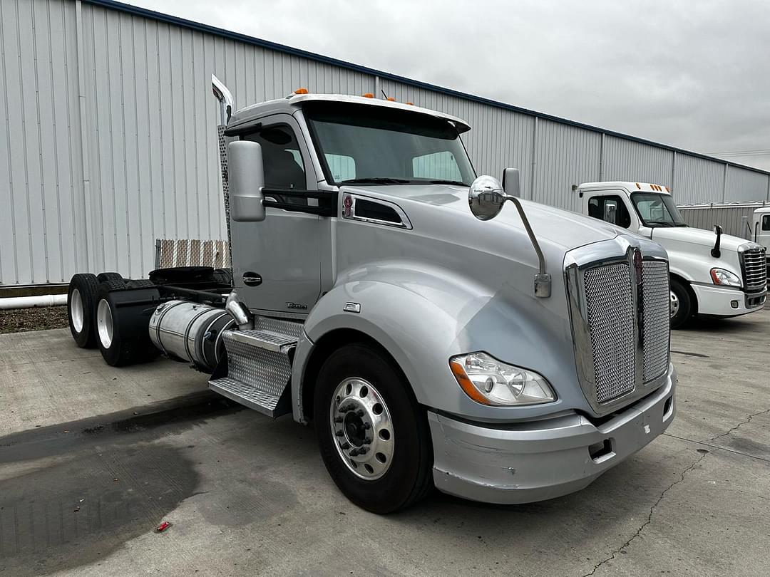 Image of Kenworth T880 Primary image