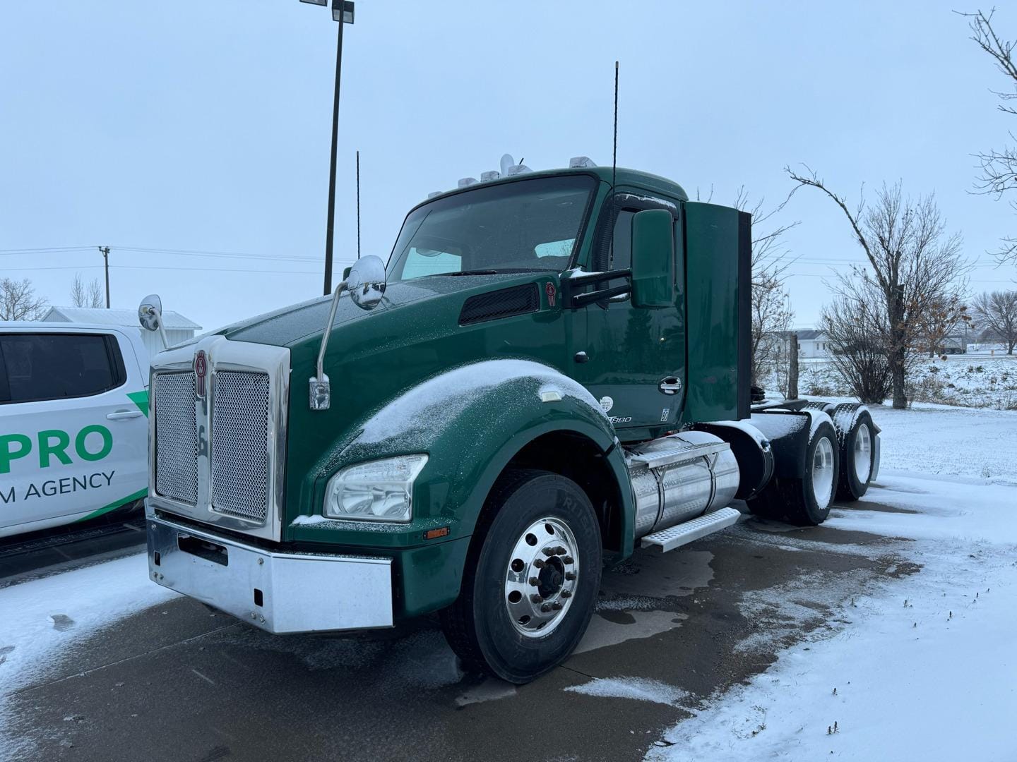 Main image Kenworth T880