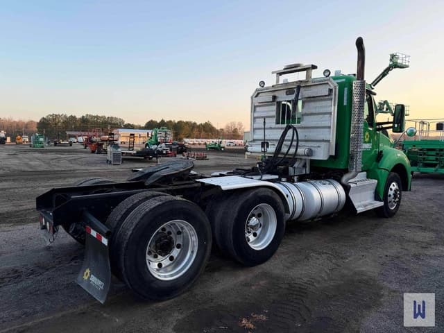 Image of Kenworth T880 equipment image 3