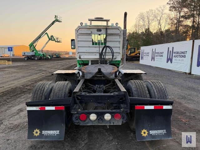 Image of Kenworth T880 equipment image 4
