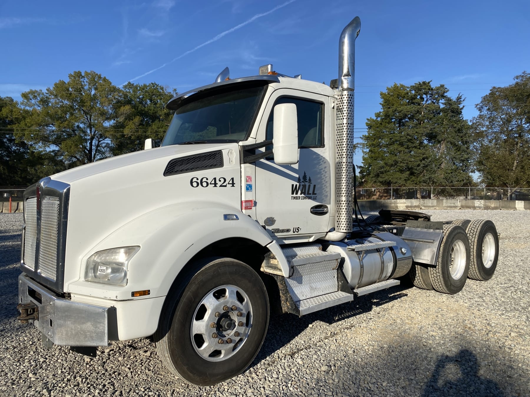 2016 Kenworth T880 Equipment Image0