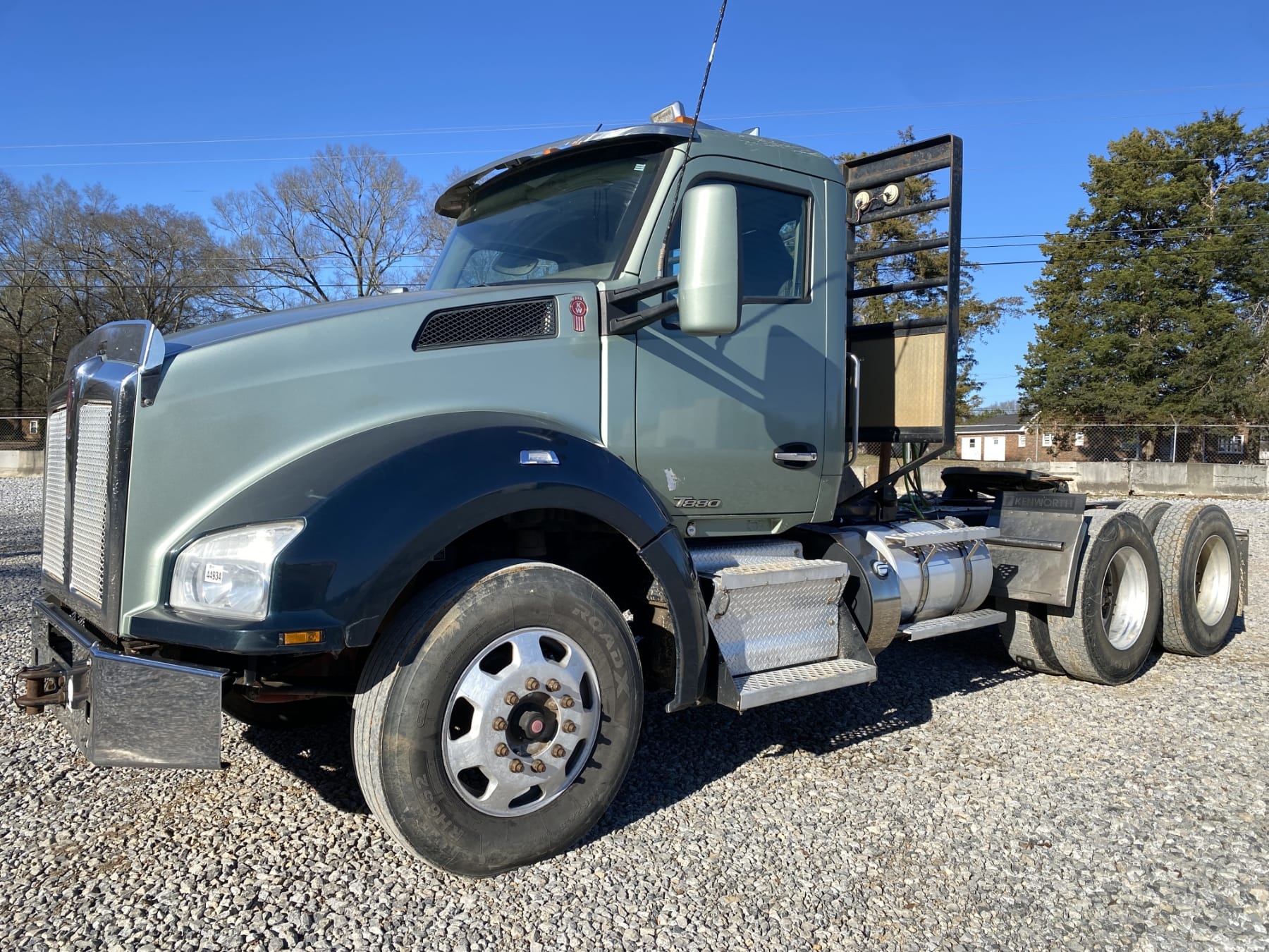 2016 Kenworth T880 Equipment Image0