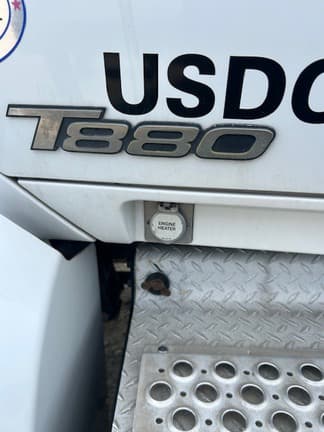 Image of Kenworth T880 equipment image 4