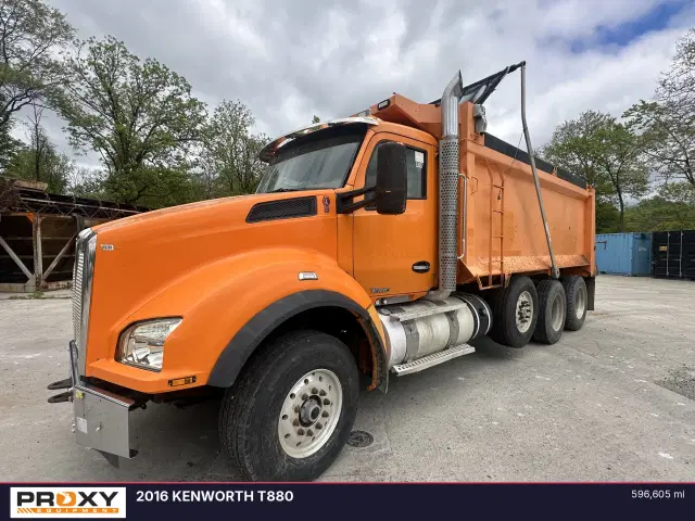 Image of Kenworth T880 equipment image 2