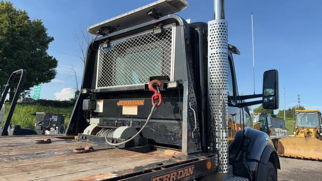 Image of Kenworth T880 equipment image 3